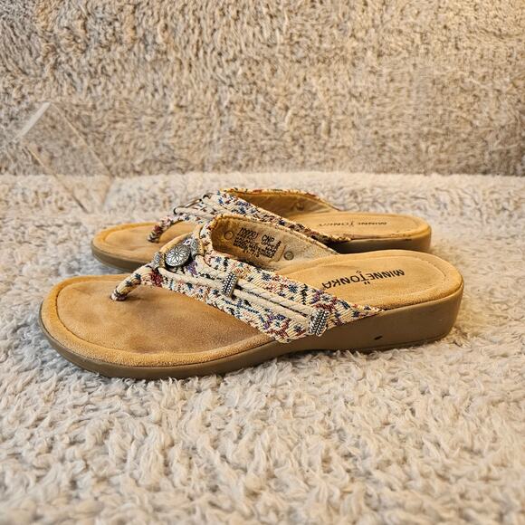 Minnetonka Women's Silverthorne 360 Flip‎ Flop Sandals Size 8 Multicolor Comfort - Picture 1 of 5
